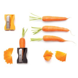 Pelador de zanahorias con forma de sacapuntas - KAROTO
